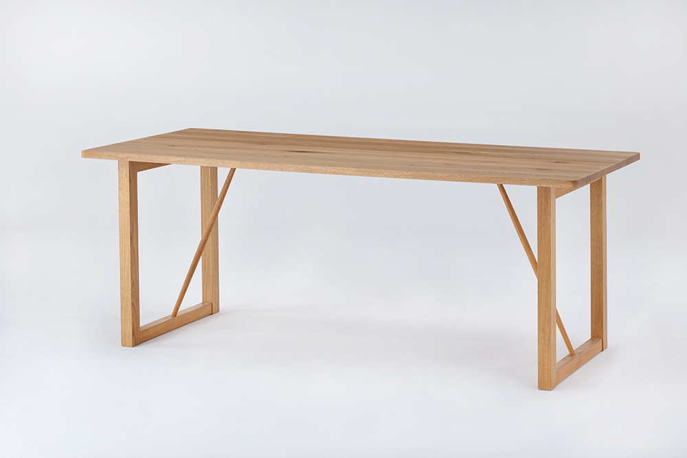 JASMINE Dining table | BENCA, 木工用品, 大川家具, 立野木材工芸株式会社